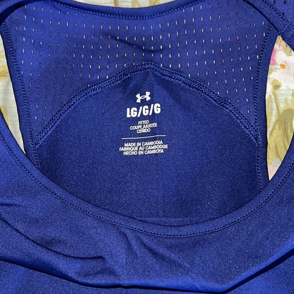 NWT UNDER ARMOUR FITTED MESH TANK - Picture 4 of 5